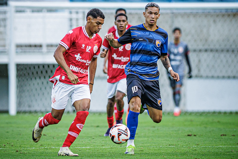 América e QFC disputaram a final do Potiguar Sub-20 de 2025. O alvirrubro conquistou o título. Foto: Gabriel Leite/América FC