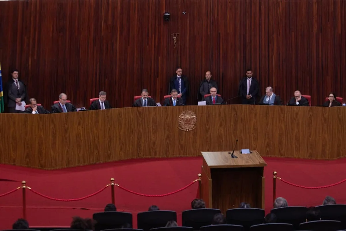 foto-julgamento-arruda-stf.webp