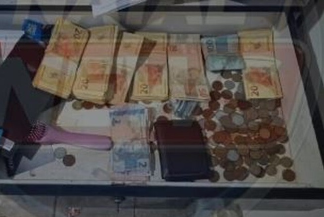 material-apreendido-por-suspeita-de-compra-de-voto-830x468.jpg