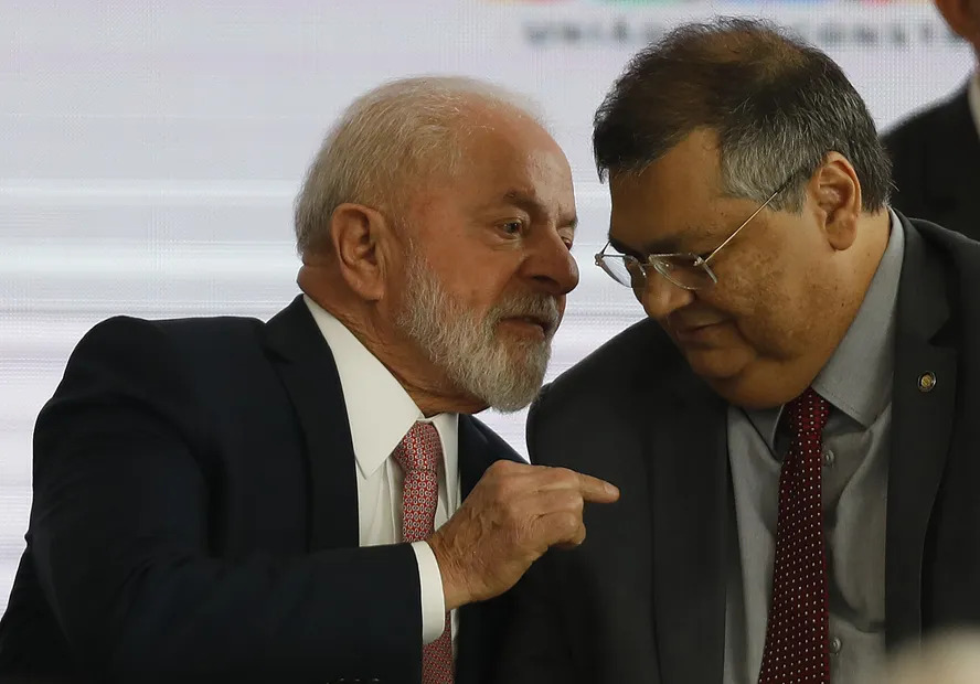 104454322-mariz-pa-brasilia-27-09-2023-luiz-inacio-lula-da-silva-flavio-dino-lancamento-das-se.jpg