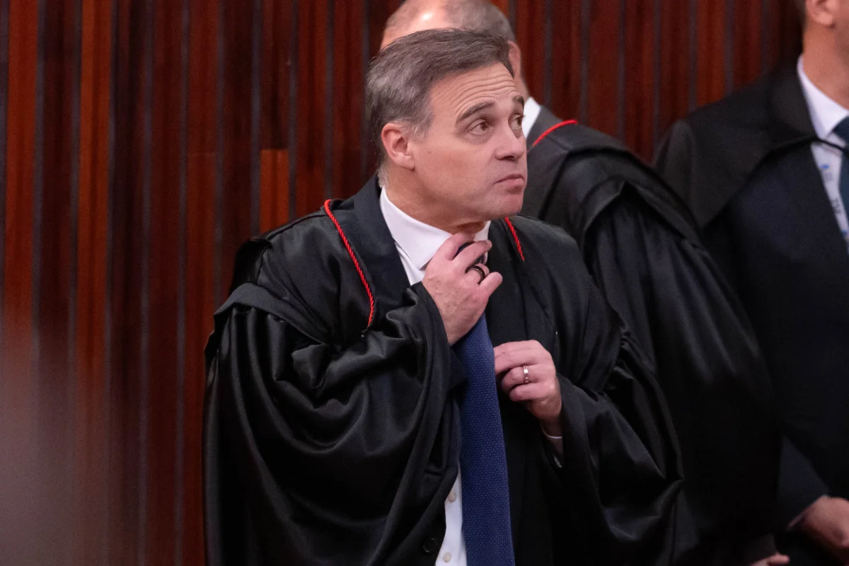ministro-andre-mendonca-durante-sessao-no-tribunal-superior-eleitoral-tse-metropoles-2-scaled.webp