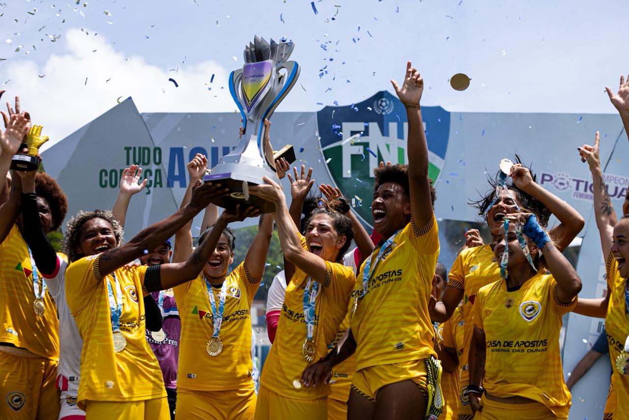 União, futebol feminino