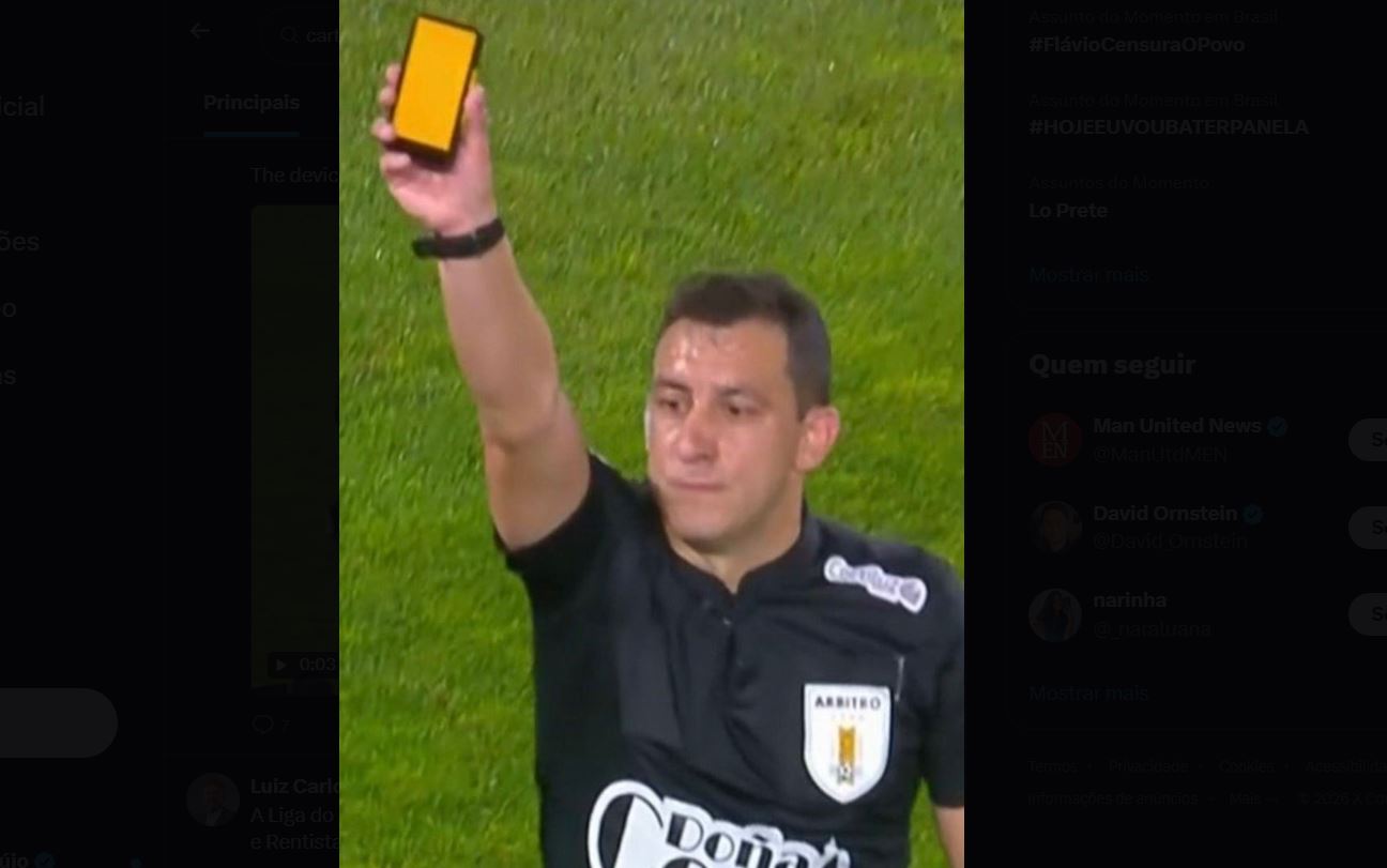 Futebol uruguaio testa cartões virtuais e aposta em tecnologia para facilitar arbitragem