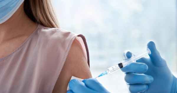 'Arraiá da imunização': Sesap promove dia D da vacinação contra Covid-19, Influenza e Sarampo