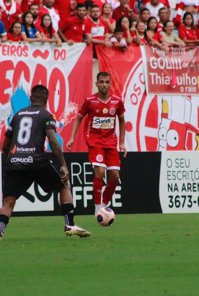 William, WP e Allef brilham no triunfo do América