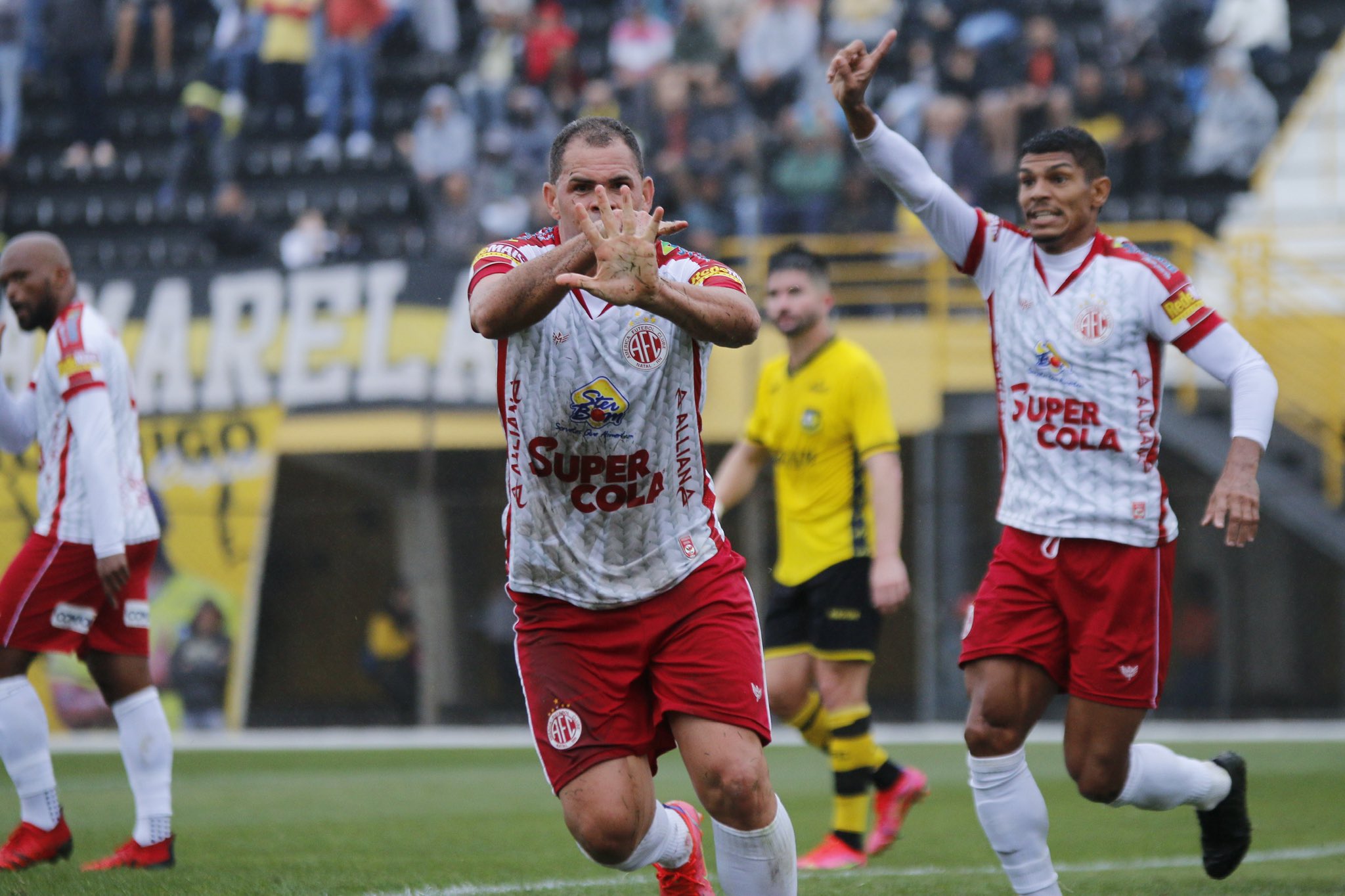 backup/fmr8beaksaa12fy8p7o0zmrabtgax1.jpeg