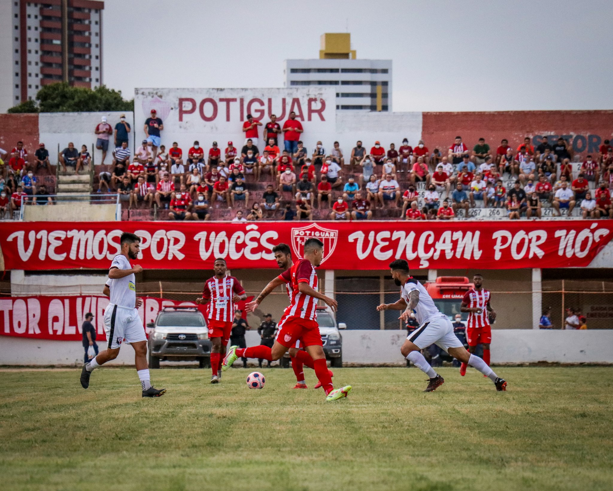 O Nogueirão voltou a ser uma praça de esporte  do povo de Mossoró