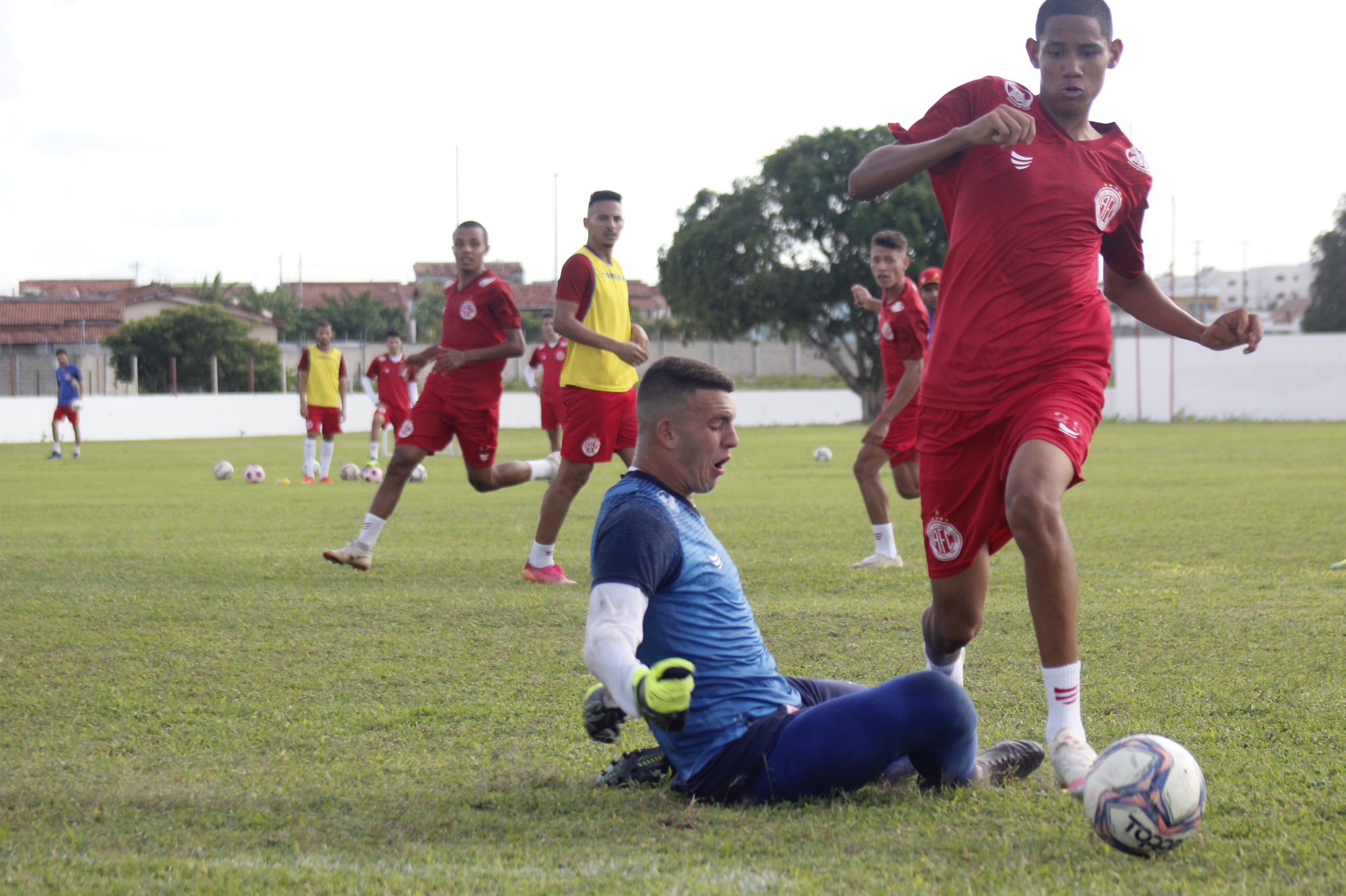 A dúvida no América é somente no ataque