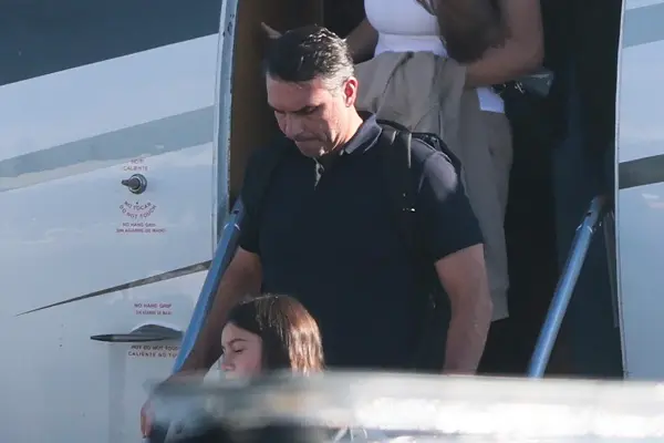 PF investiga como Flávio deixou o Brasil e diz que ele não é foragido